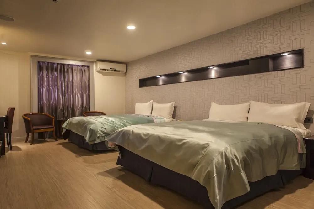Mu Yue Jingpin Motel
