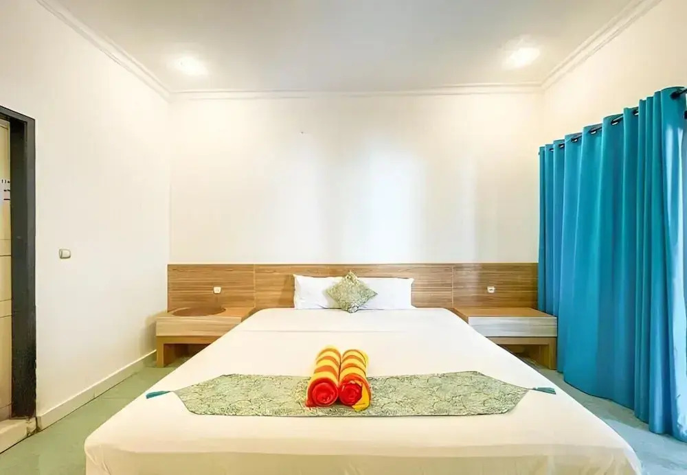 Gili White Bamboo