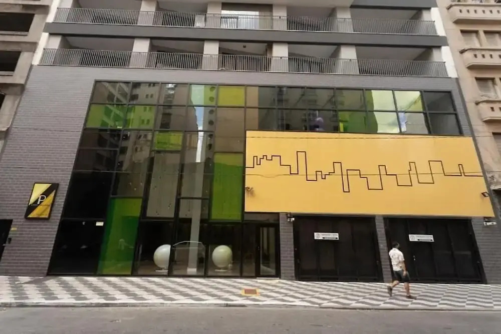 Aurora 104 - Estilo e conforto em SP