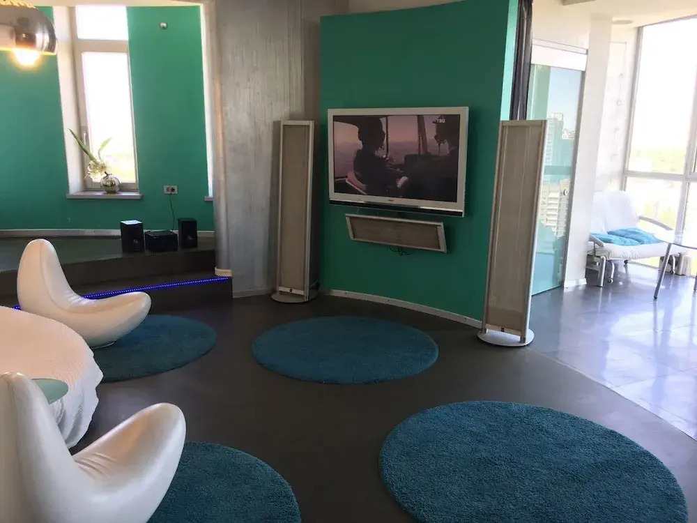 Dynasty Apartment 32 Floor