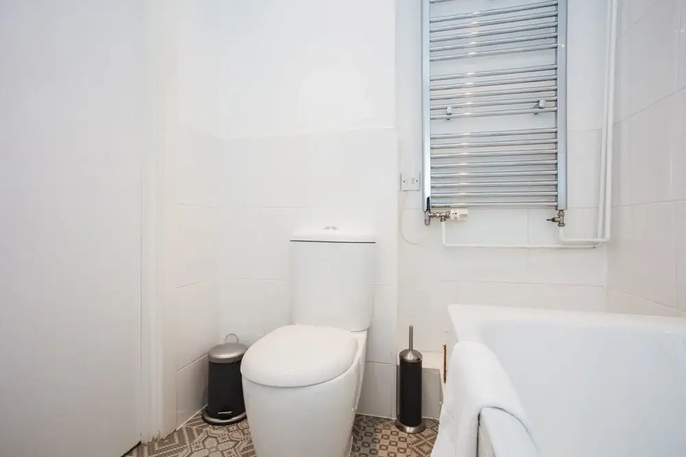 2 Bedroom Penthouse Close To Central London