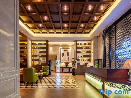 Lhasa James Joyce Coffetel Ruipin Hotel