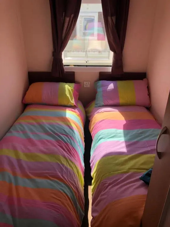 10 berth caravan on marine park in Rhyl