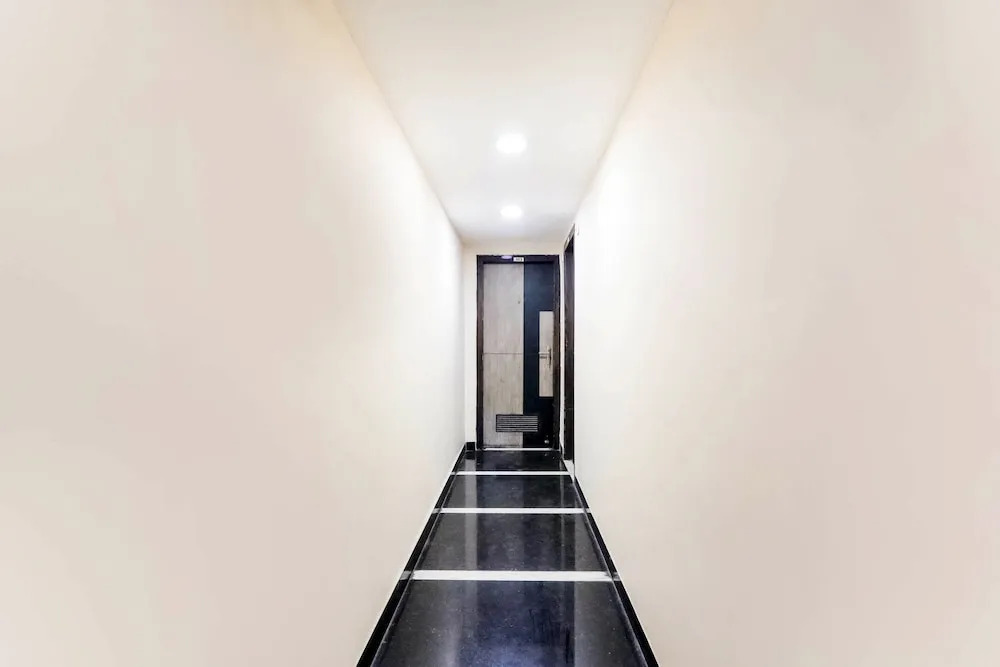 OYO Flagship 9131 Hotel Apsara