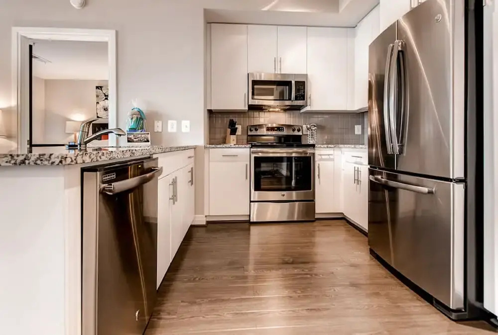 Global Luxury Suites at Town Center South