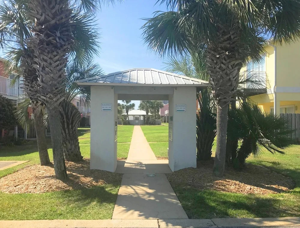 Gulf Walk 606