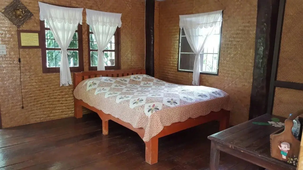 Chiang Dao Hut