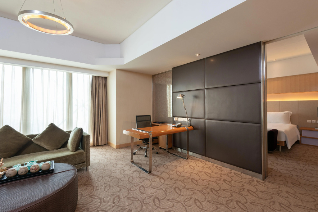 Tianjin Binhai Rezen Hotel