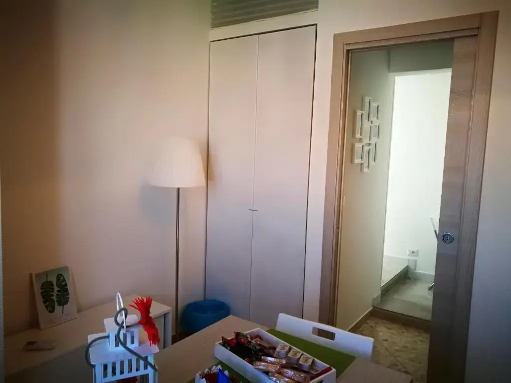 Simply House in Bari Twin