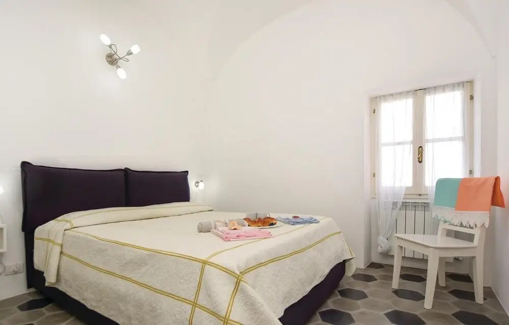 Gorgeous Home In Imperia, Loc Poggi