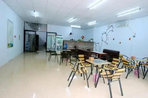 Giang Son Hostel