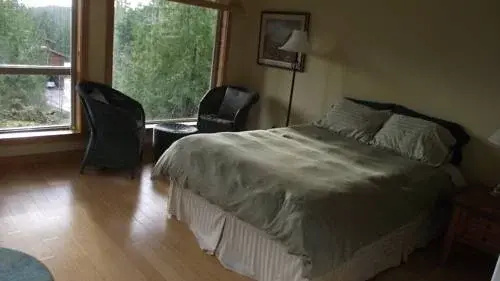 Secret Cove Cottage Suites