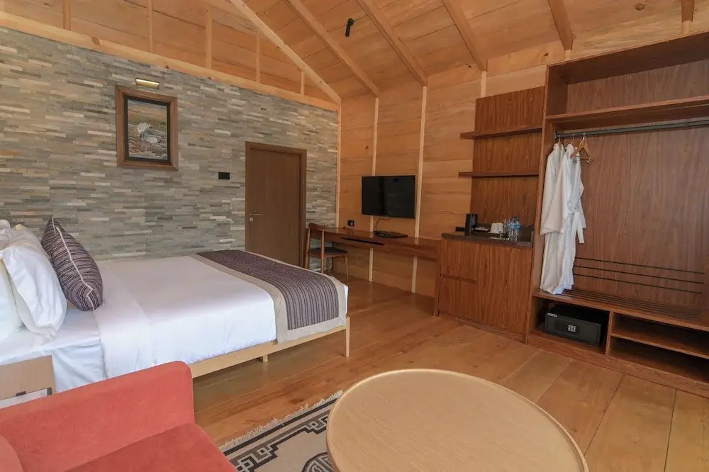 Gangtey Pinewood Resort