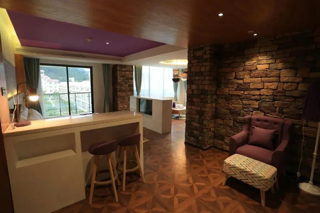 Aizhu Boutique Theme Hotel