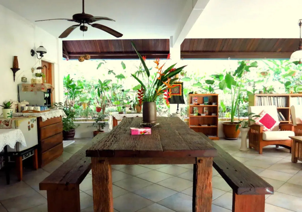 Brahminy Kite Holiday Home