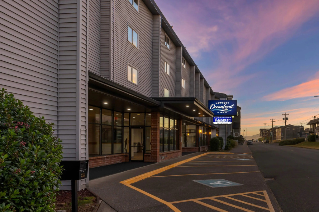 Newport Oceanfront Inn