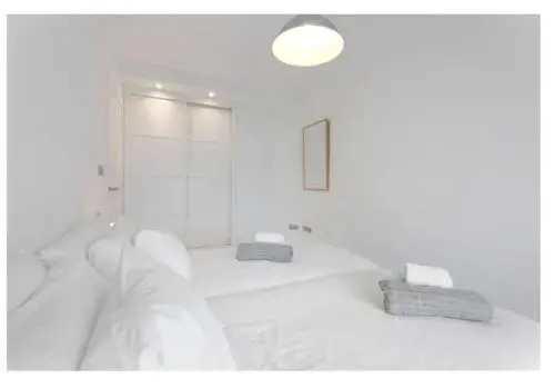 White Cozy Flat in Donostia
