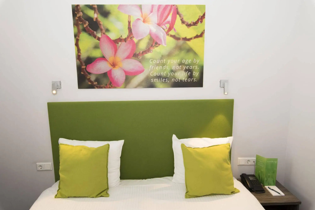 Court Garden Hotel