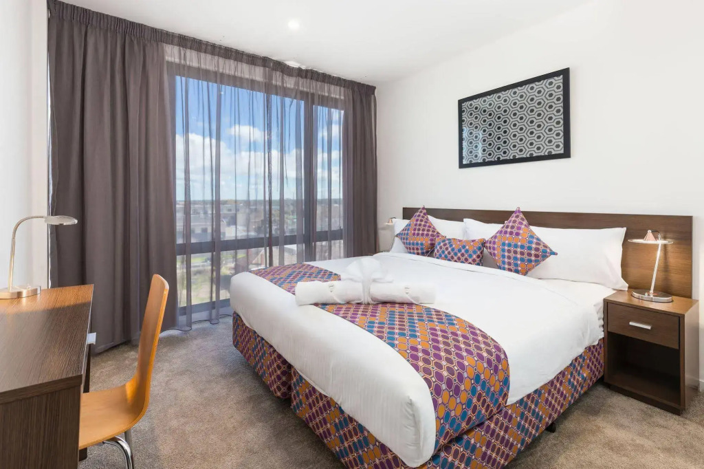City Edge Dandenong Apartment Hotel