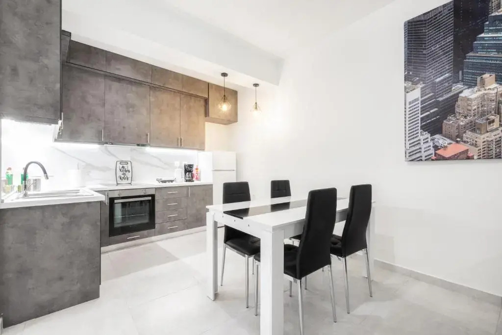 Newly built detached house with parking