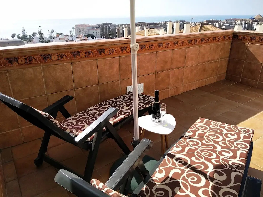 Torrox Costa Super Sunny Apartment With Pool Access, Free Wifi