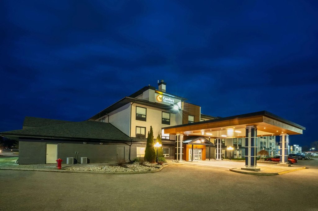 Comfort Inn & Suites
