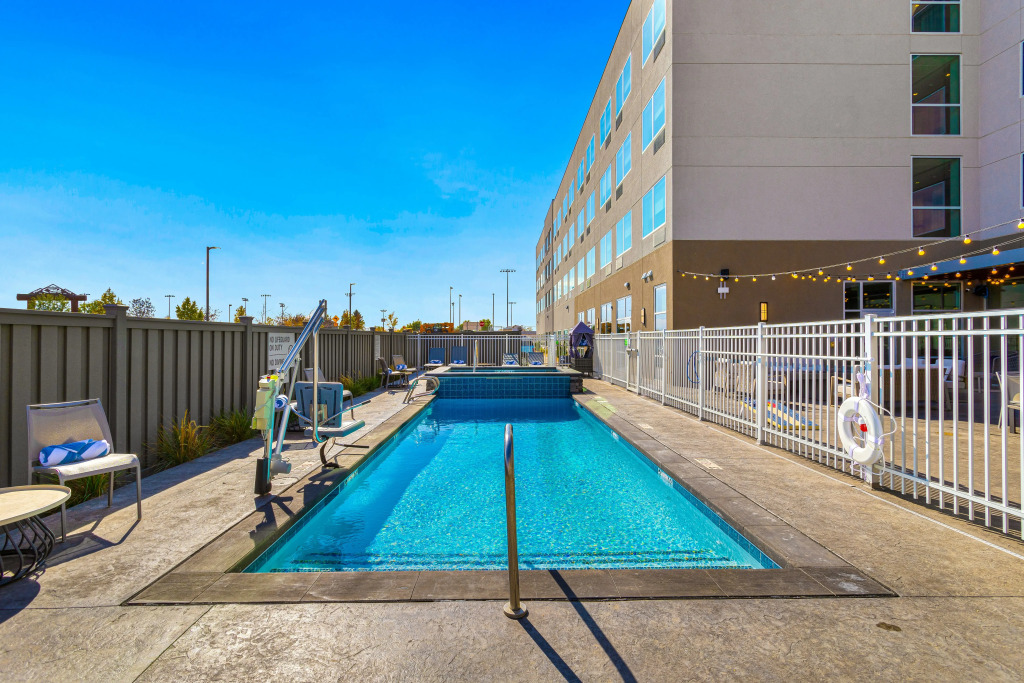 Homewood Suites By Hilton Colorado Springs Airport