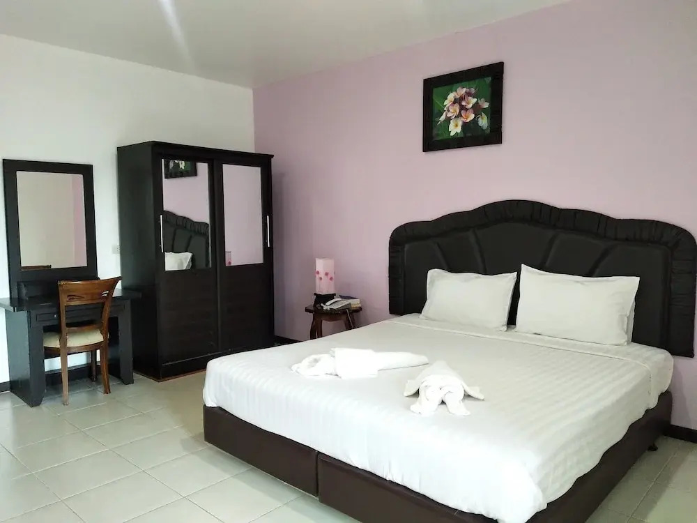 Phusuay Park View Hotel