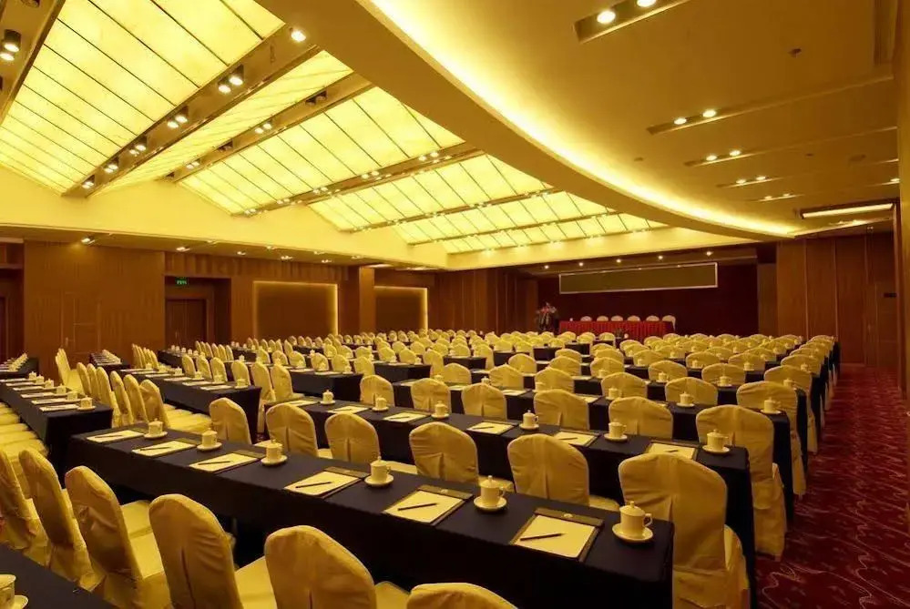 Erdos Tieniu Phoenix Hotel