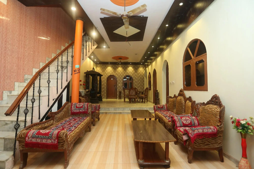 Hotel Rashmi Agra