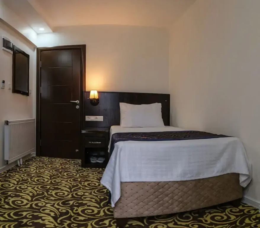 Çınar Han Otel ve Cafe