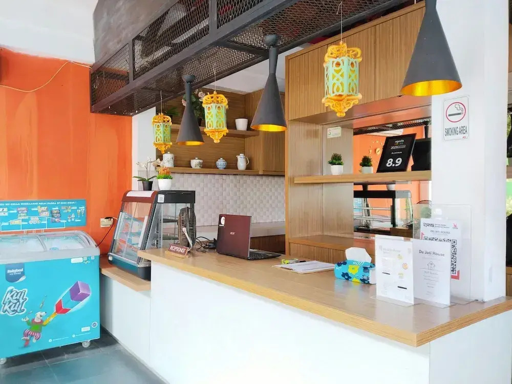 Urbanview DeJati House Jatikramat Bekasi