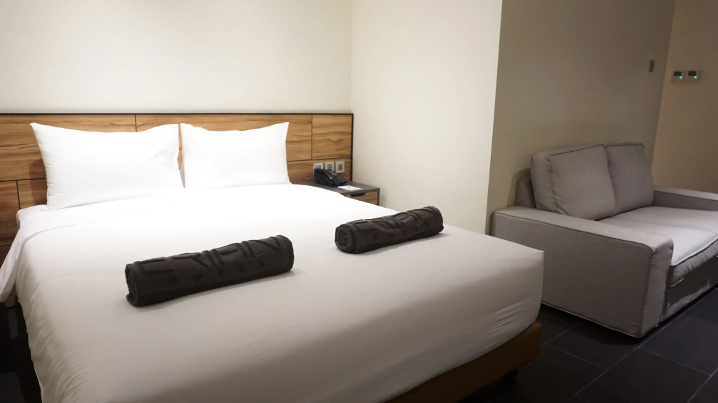 Erian Hotel