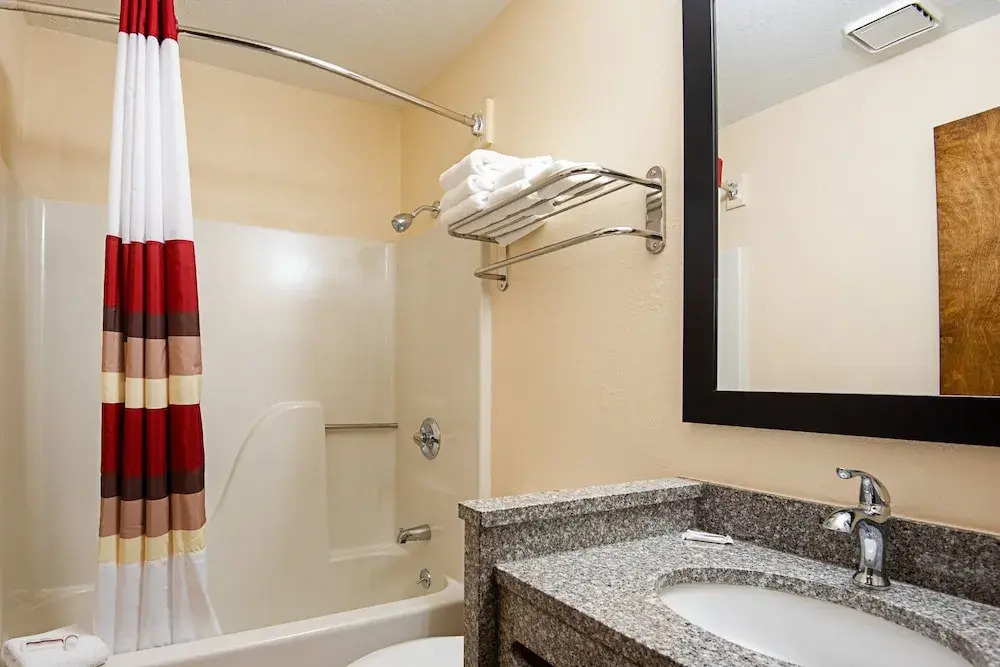 Americas Best Value Inn - Cameron