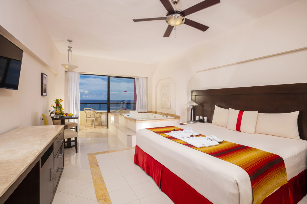 Crown Paradise Club Cancun - Все включено