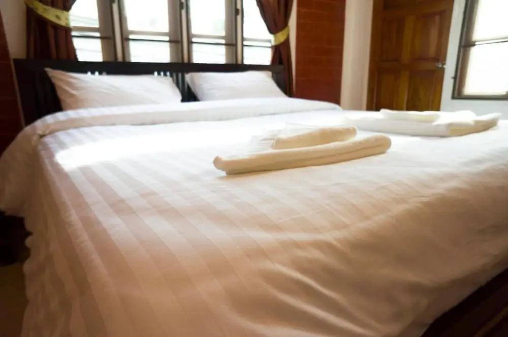 Royale Suites And Apartments By OYO Rooms