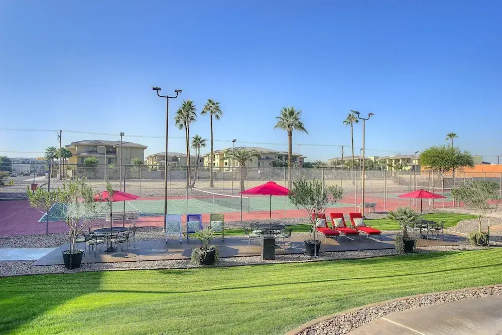 119 Fully Furnished 1BR Suite-Outdoor Pool! by RedAwning