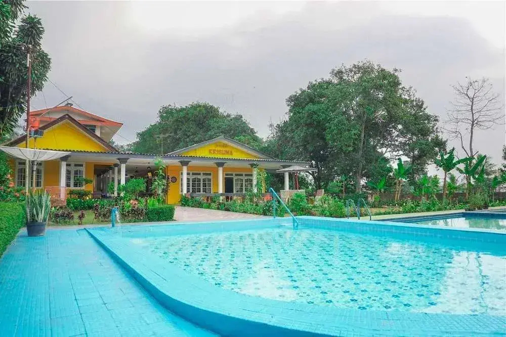 Residences By Reddoorz Near Taman Safari