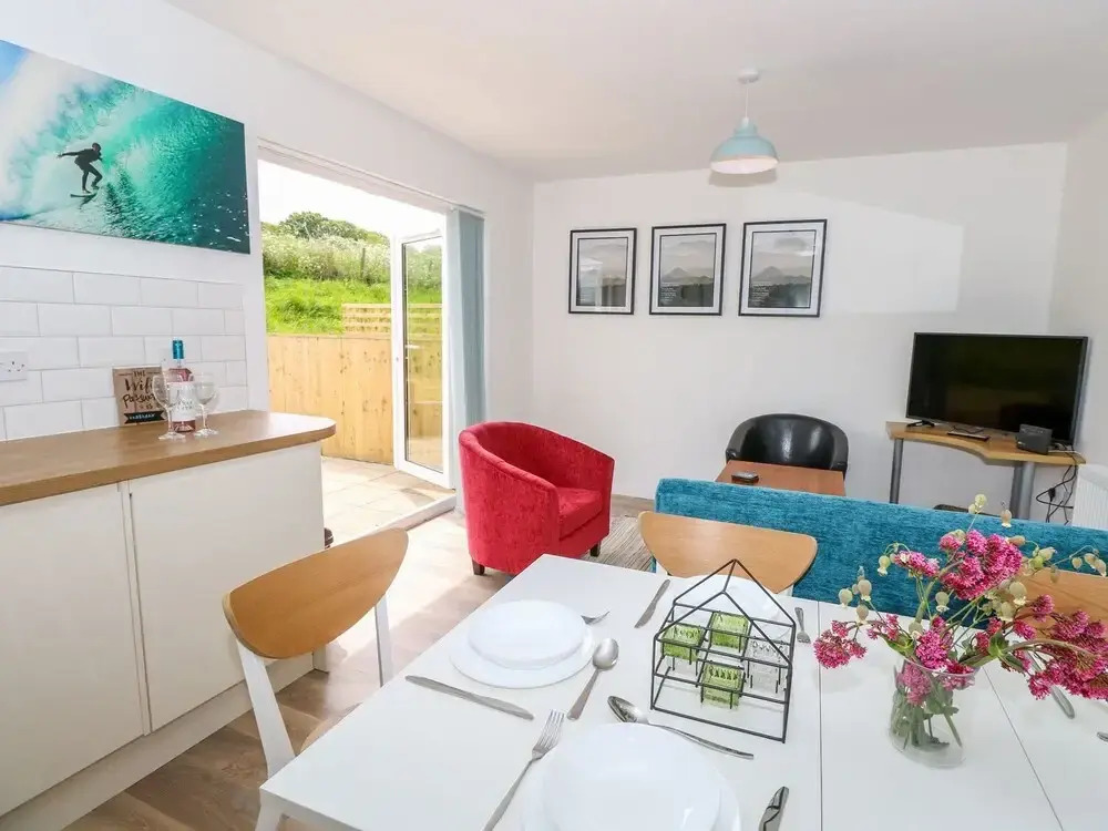 5 Yarmouth Cottages