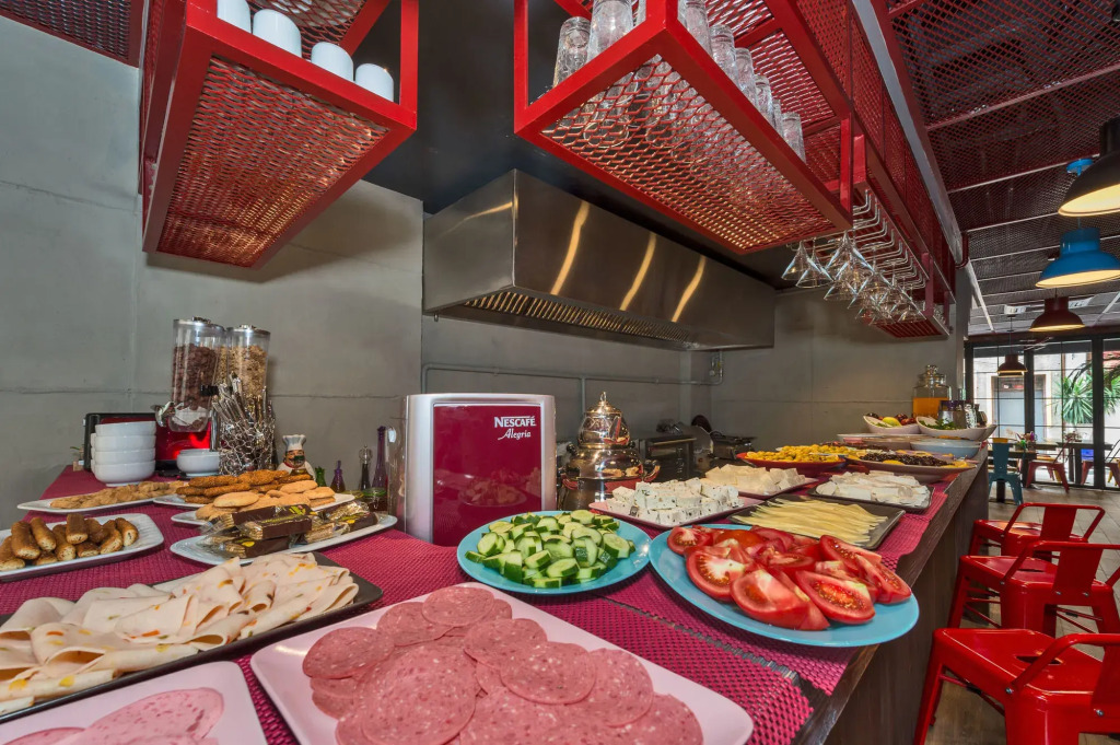 Taksim Istanbul Nis Hotel - Istiklal Street