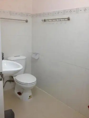 Cam Tu Cau Hotel