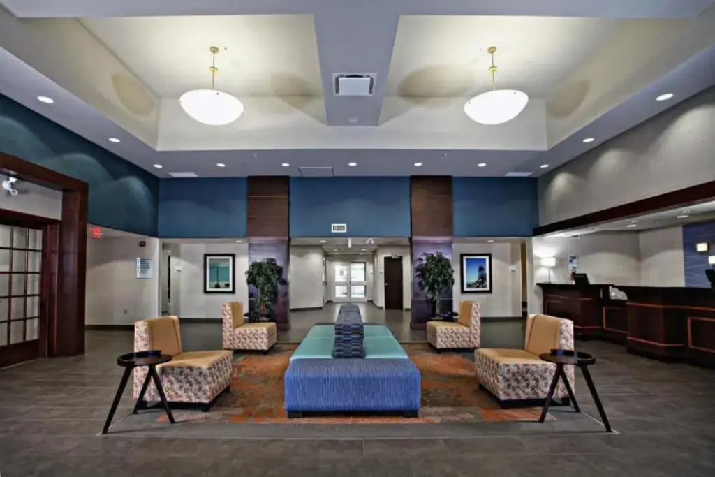 Comfort Inn & Suites