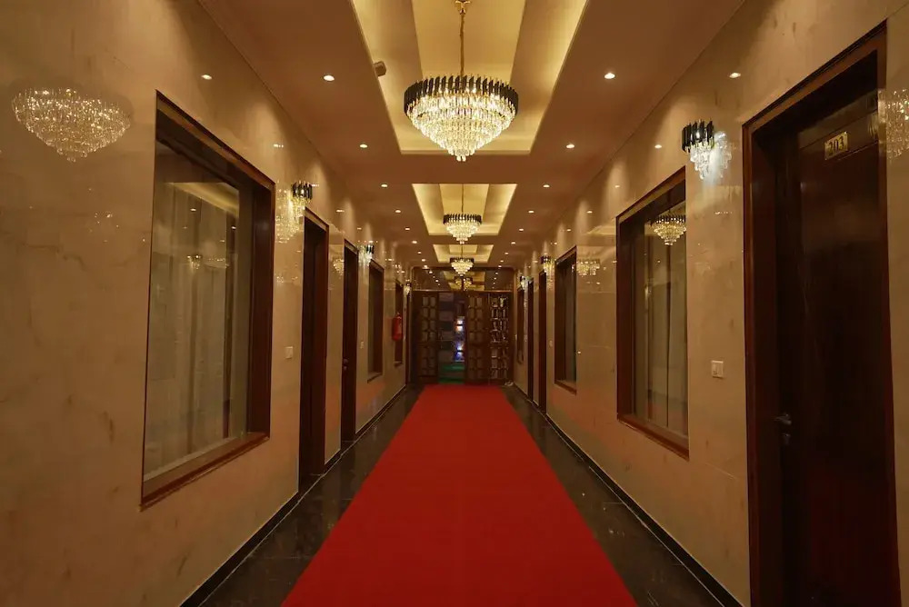 Hotel Paradise - Chandigarh