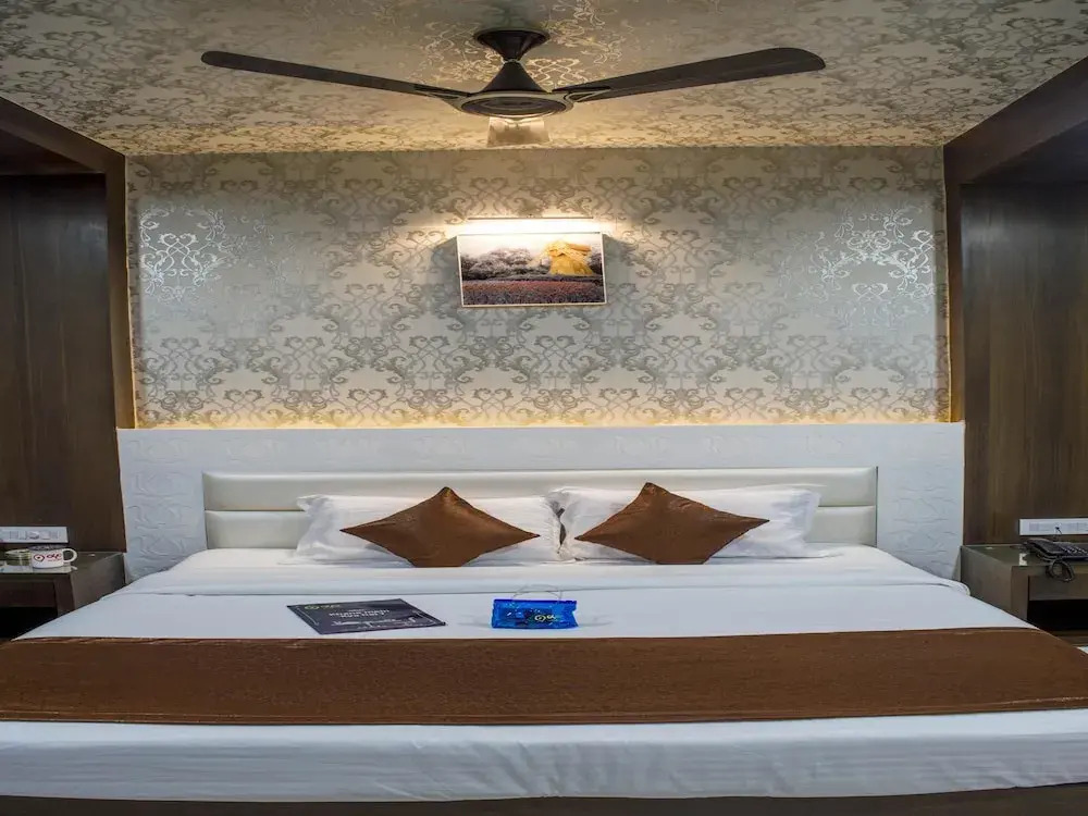 OYO 2146 Hotel Tilak