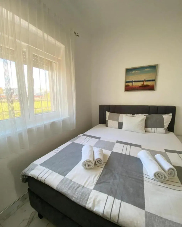 Hotel MK, Plavi restoran, Loznica