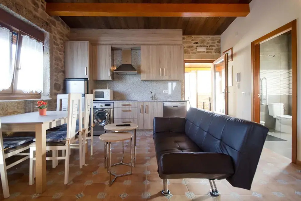 104225 -  House in Muxía