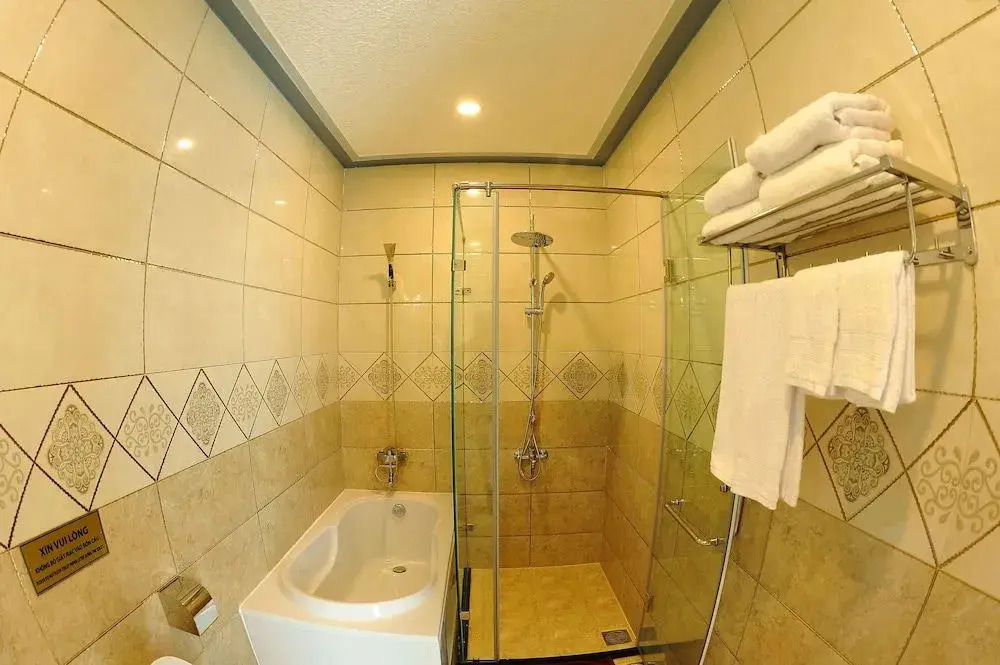 Tam Chau Luxury Hotel