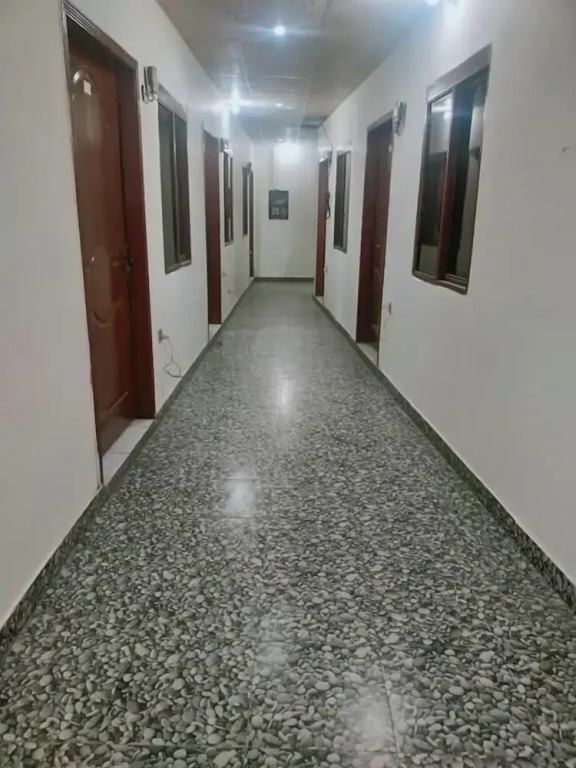 Hajveri Continental Hotel