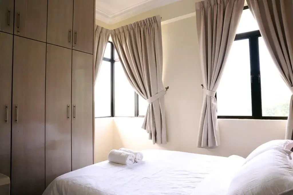 Eden Seaview Condominium