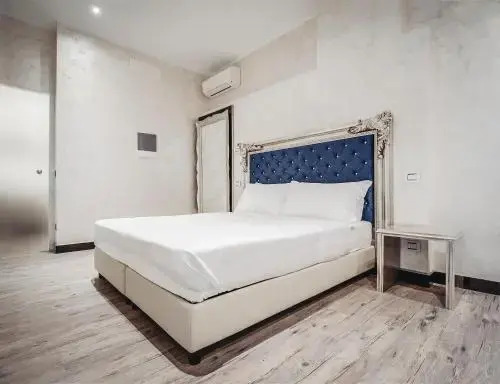 Arena Easy Suites Guesthouse